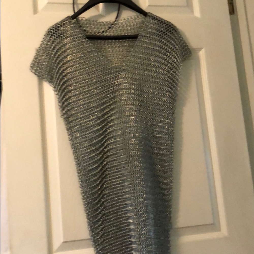 Male chain shirt